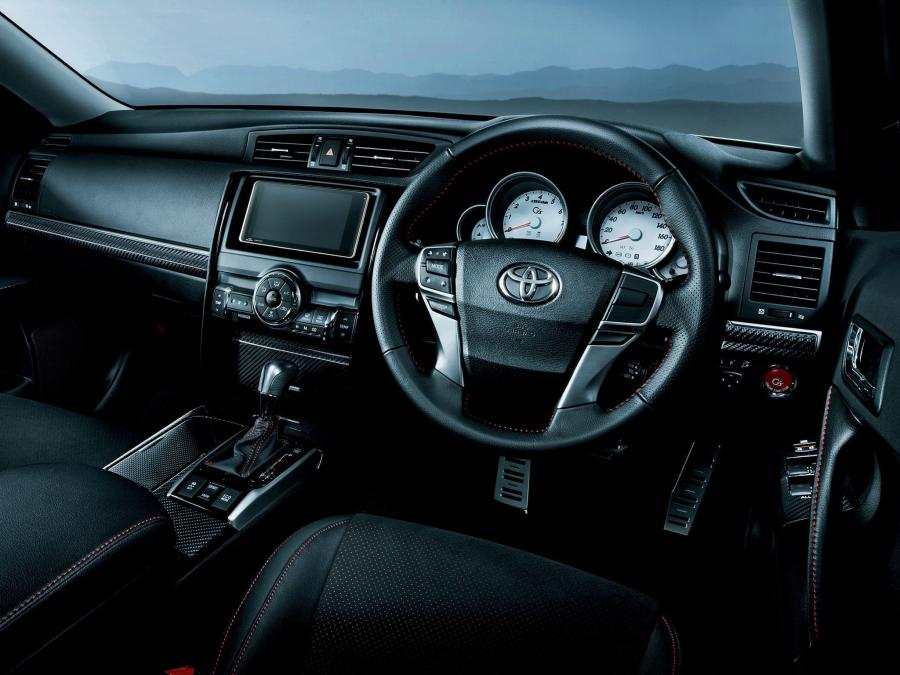  Toyota Mark X 350 G&rsquo;s 2012 года  (фото 2 из 4)